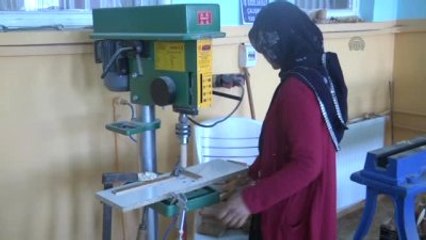 Ahşap, Kadınların Elinde Oyuncağa Dönüşüyor