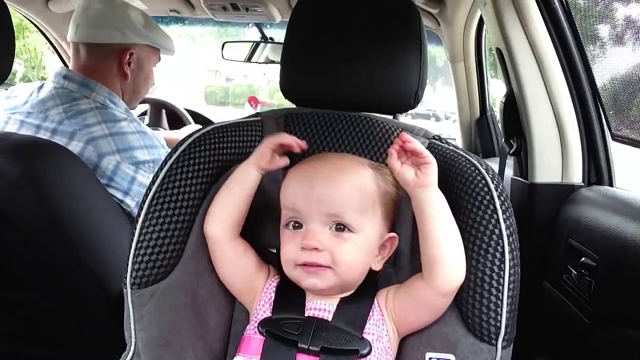 20 Month Old Ella Mae sings An American Trilogy [by Elvis Presley]