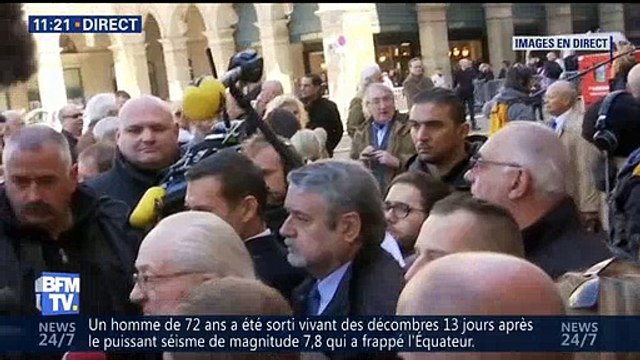 Les fans de Jean-Marie Le Pen conspuent, en direct, les reporters aux cris de Journalistes collabos