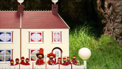 In the Night Garden - Pontipine Moustache