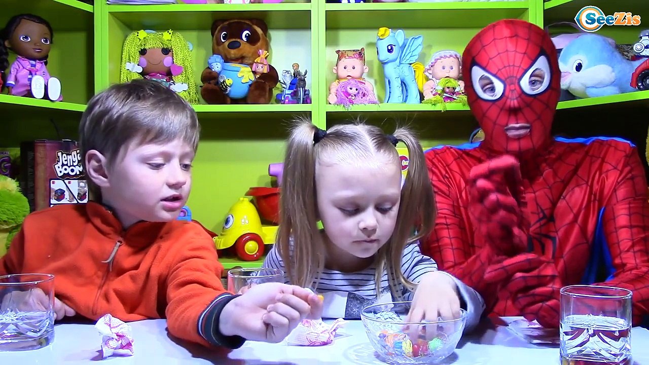 Spiderman. Человек Паук, Игорек и Ярослава. Гар...