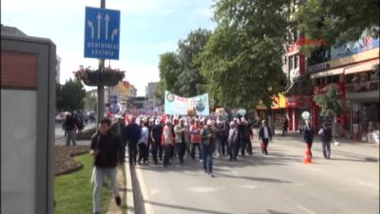 Sakarya Adapazarı'nda 1 Mayıs Kutlamaları-Detay