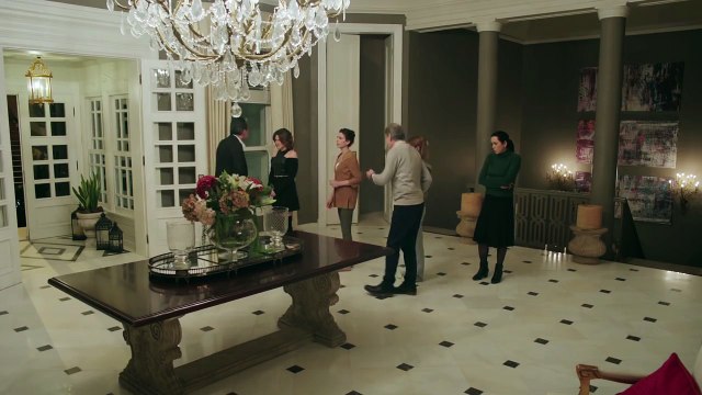 Paramparça 59. Bölüm | Beni Evden mi Kovuyorsun!