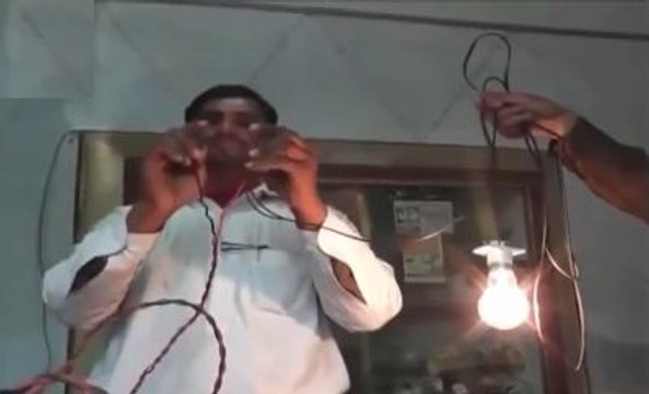 ELECTRICITY MAN HIGH VOLTAGE HUMAN CONDUCTOR FROM PAKISTAN-Funny Videos-Whatsapp Videos-Prank Videos-Funny Vines-Viral Video-Funny Fails-Funny Compilations-Just For Laughs