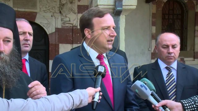 Liderët apelojnë zgjidhjen e krizës politike