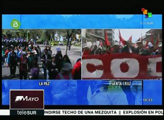 Presidente boliviano marcha con obreros el Día del trabajo