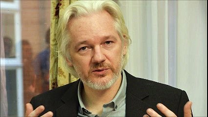 Julian Assange : « La France est tellement contrôlée par les États-Unis quelle en perd sa culture. »