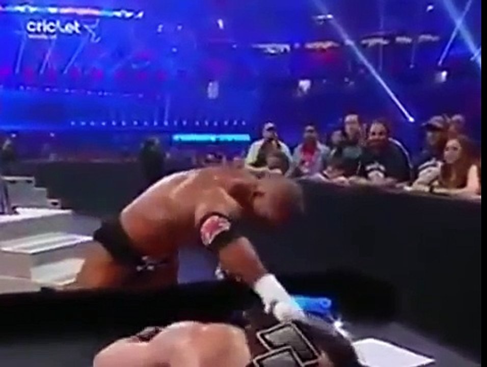 Wrestlemania 32 Roman Reigns vs Triple H
