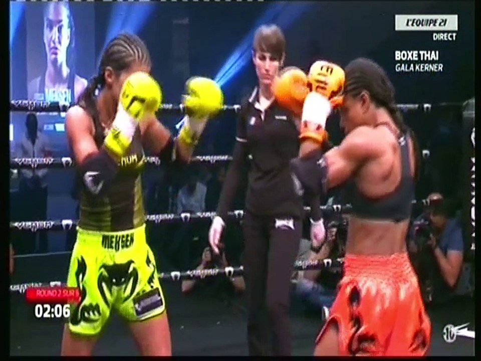 Anissa MEKSEN vs Fatima PINTO KERNER THAI 30.4.2016 Stade Pierre Coubertin FRANCE