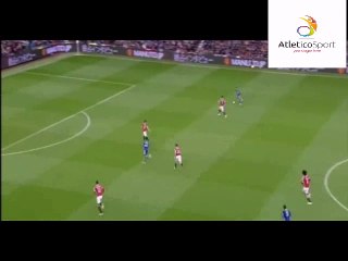 محرز يتلاعب بدفاع يونايتد قبل أن يتصدى له دي خيا