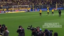 Borussia Dortmund fans booing Mats Hummels 30-4-2016