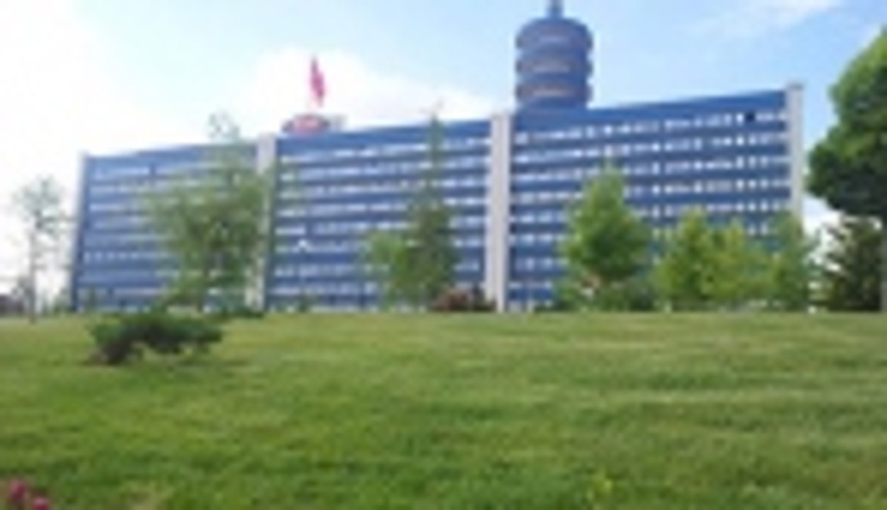 TRT 52. yaşını kutluyor