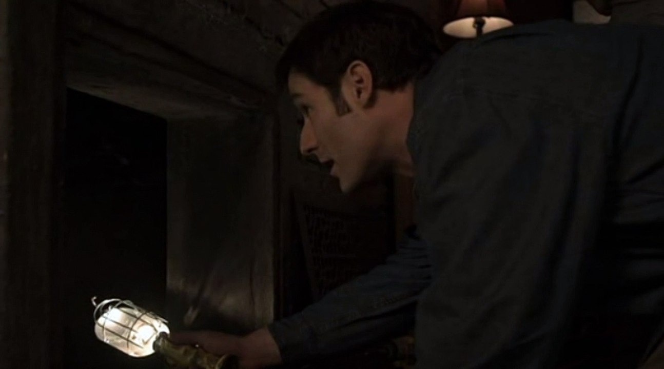 Secrets in the Walls (2011)