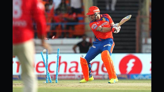 Axar Patel's Hat-Trick - 4 Wickets - GL Vs KXIP - Highlights - IPL 2016 - Match 28 Images -