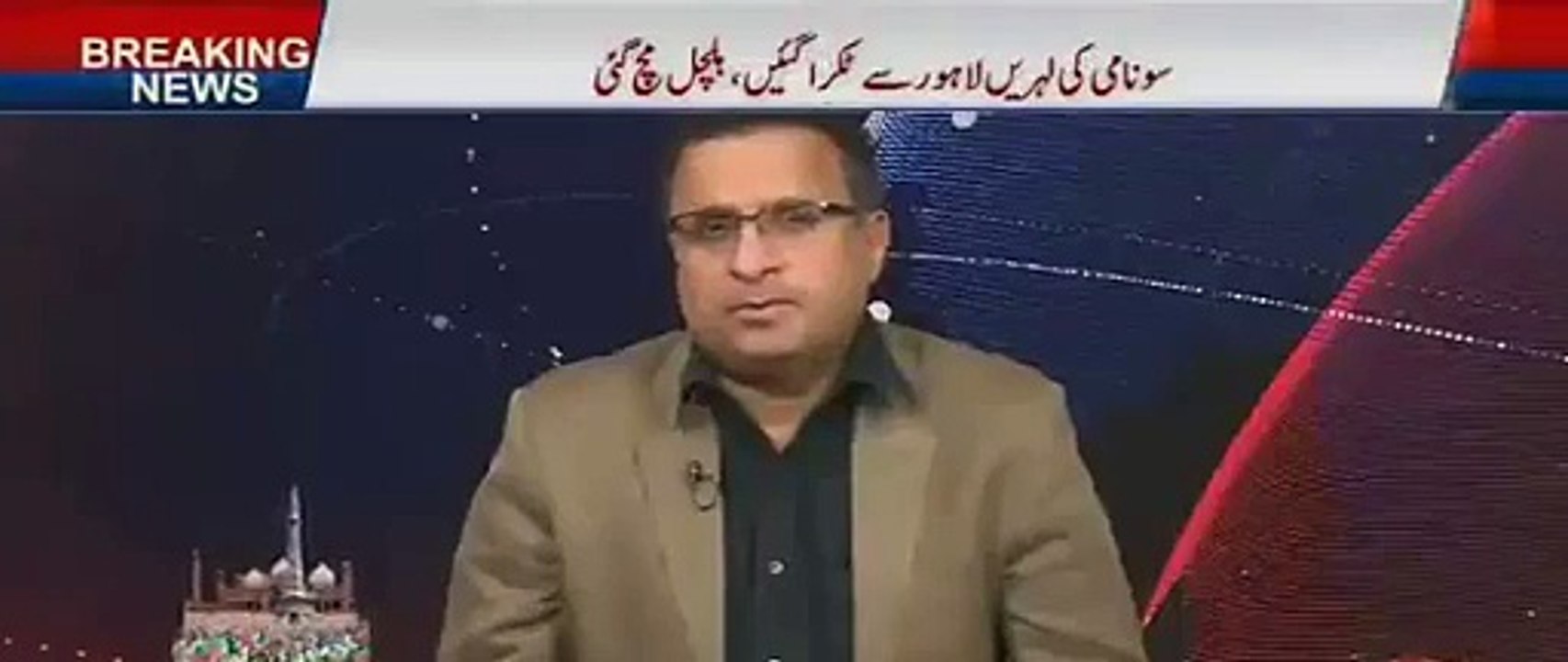 rauf klasra: Imran Khan don't do personal attacks on Nawaz Shareef now but Pervaiz Rasheed does it on Imran Khan