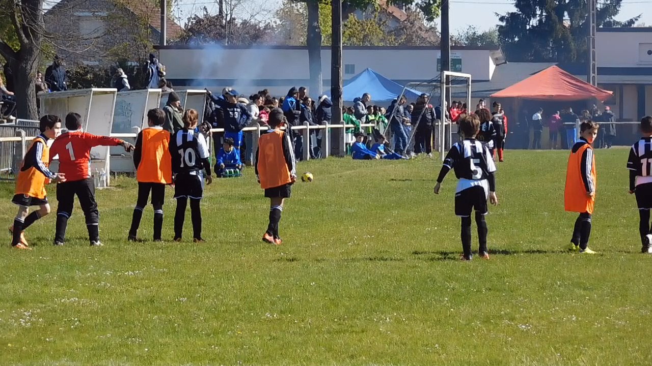 Nos U10 en action à CEPOY(45)