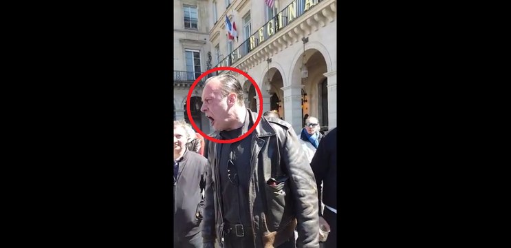 Les journalistes de Canal Plus pris à partie par des militants FN au défilé du 1er mai