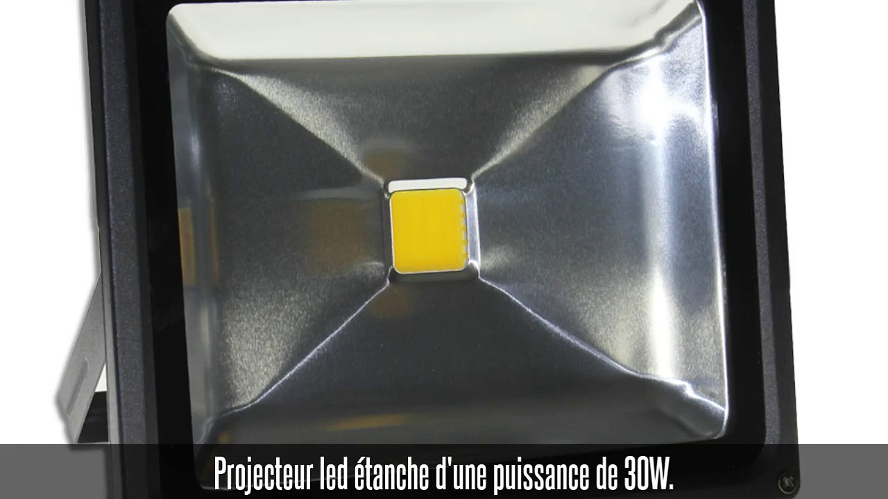 Projecteur led extérieur, 30W, étanche, 120°, 1900 lm, blanc chaud