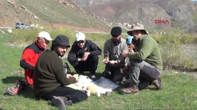 Hakkari Dağcıların Kaya Tırmanışı