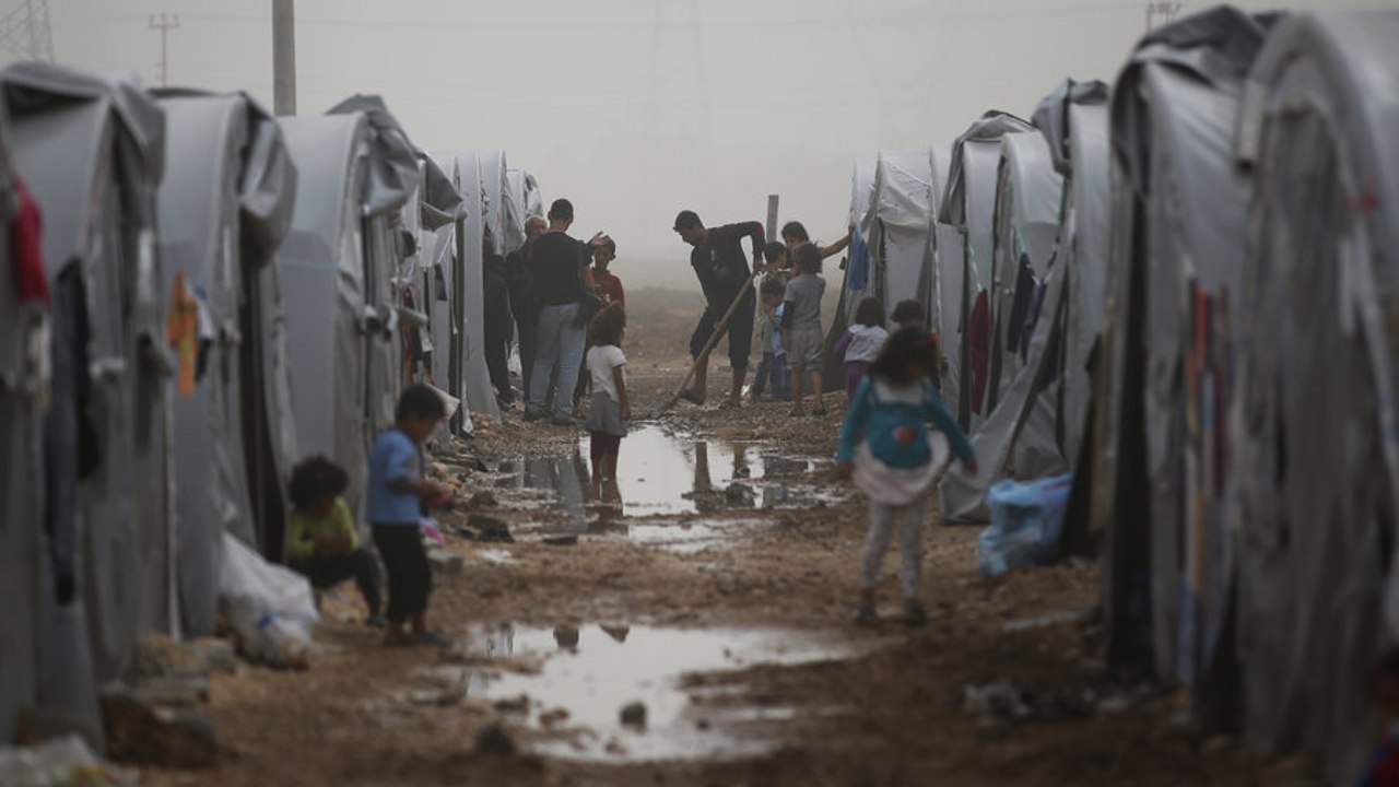 Top 10 Countries Sheltering the Most Refugees