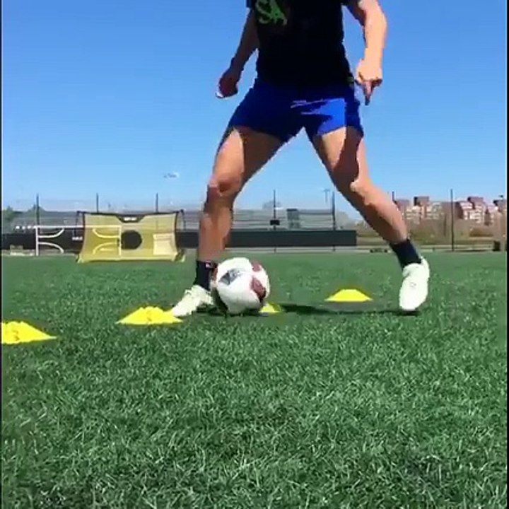 2 joueuses de Football impressionnantes - Entrainement foot féminin