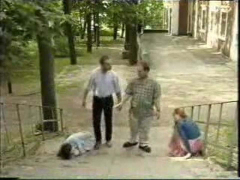 Kabaret A'YOY - W obronie kobiety