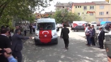 Bartın Şehit Uzman Çavuş Sinan Oruç'u Bartın'da 10 Bin Kişi Uğurladı 2-