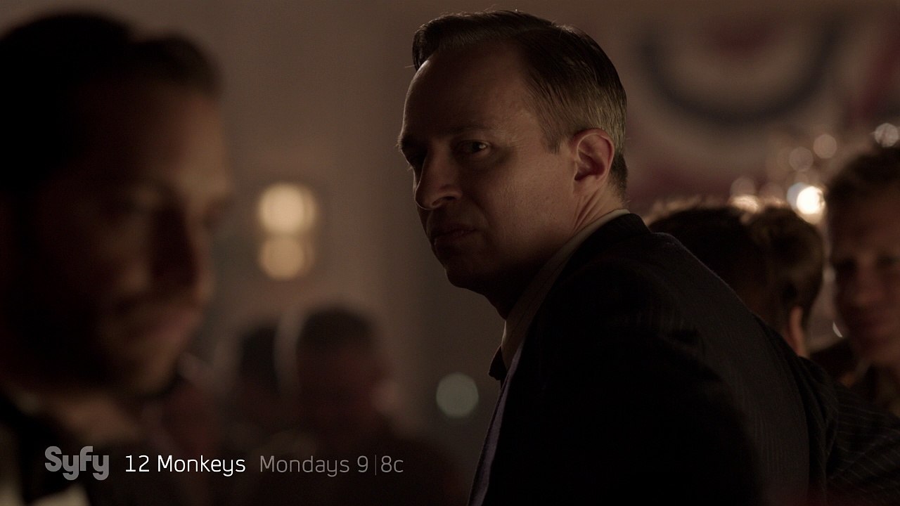 Exclusive: 12 Monkeys (S2 E03) - Clip [HD]