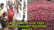 MP farmers give free onions against receding prices