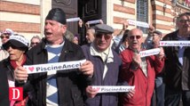 Des bonnets de bain pour sauver la piscine Ancely, à Toulouse