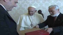 El papa Francisco recibe un 