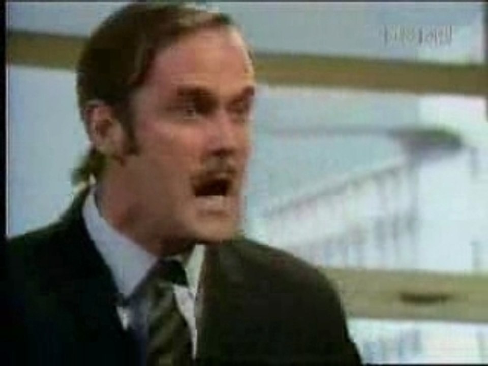 Monthy Python - Budowa