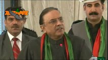 Zardari Hoshiyar Hilarious Chitrol Speech Against Army Tezabi Totay - Reel.pk (1)