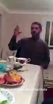 Чеченский Прикол 2015 Асхаб Бурсагов угрожает МакГрегору