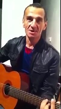 Чеченский Прикол АСХАБ БУРСАГОВ Играет на Гитаре