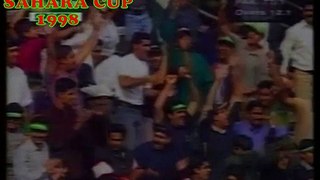 Shahid Afridi 56 (49) vs India 1998 Sahara Cup _ Toronto-C5yWA8shOco