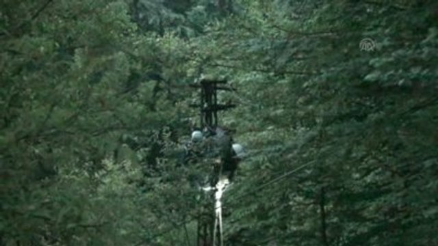 Sokak Lambasını Değiştirirken Yaşamını Yitirdi