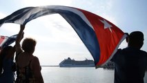 Cuba: cris de joie à l'arrivée de la première croisière américaine depuis un demi-siècle à La Havane