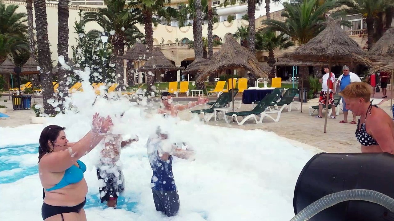 ANIMATION IN TUNISIA @ HOTEL RIADH PALM SOUSSE FOAM POOL PARTY