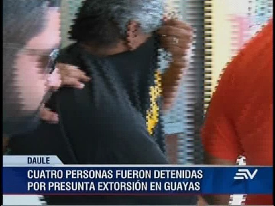 Detienen banda de estafadores