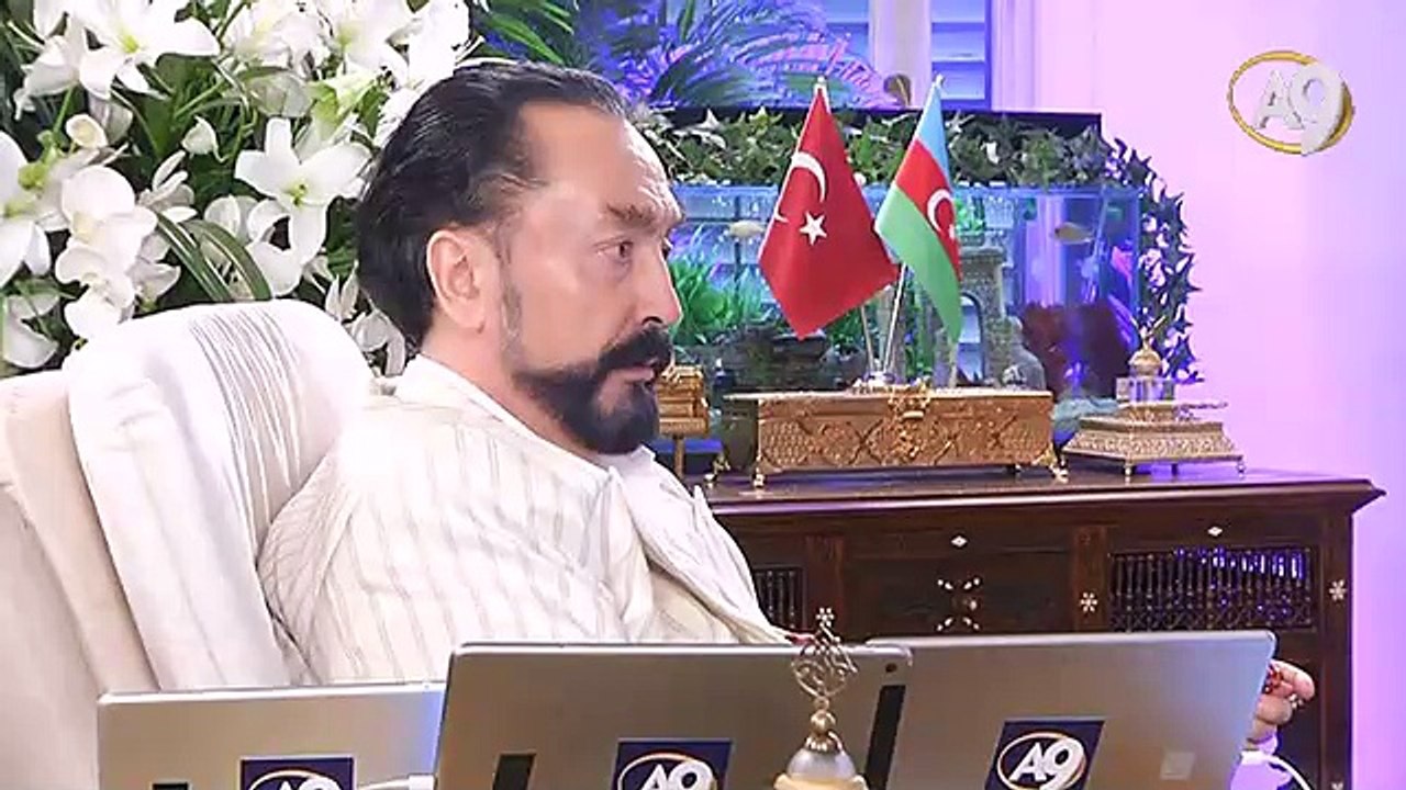 Neoconların eşcinselliğe tavır almalı güzel.