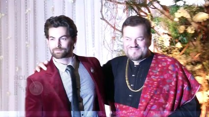 Download Video: Aishwarya Rai Bachchan, Sonam Kapoor At Karan Singh Grover-Bipasha Basu Wedding Reception - Part 2