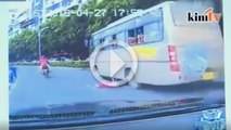Video budak dua tahun jatuh dari bas cetus kebimbangan