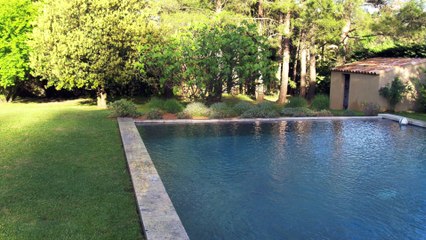 A VENDRE VILLA CONTEMPORAINE A 5 KMS DU CENTRE D'AIX-EN-PROVENCE