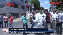 Polisin Türk Bayrağını İndirmeye Çalışan Adamı Vurması