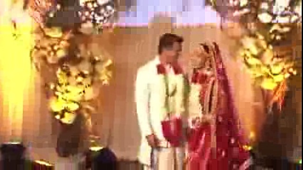 Bipasha Basu-Karan Singh Grover WEDDING VIDEO - LehrenTV