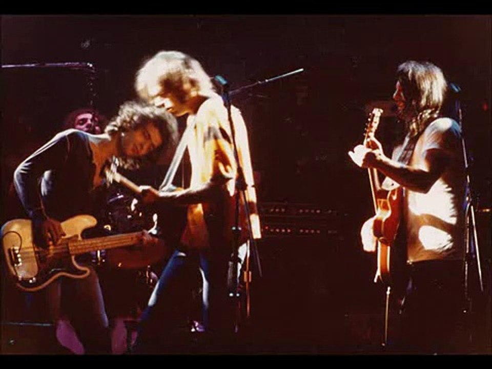 Neil Young & Crazy Horse Cowgirl In The Sand Boston, MA 11 22 1976