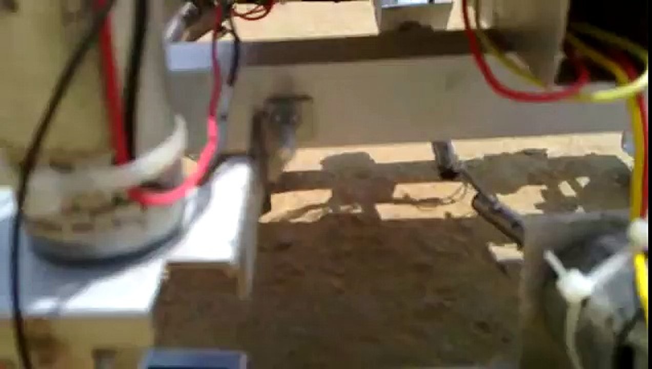 agriculture robot ( agricultural robot )