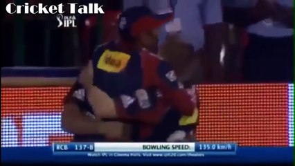 BEST CRICKET CATCHES - Top 13 Amazing Catches in Cricket History