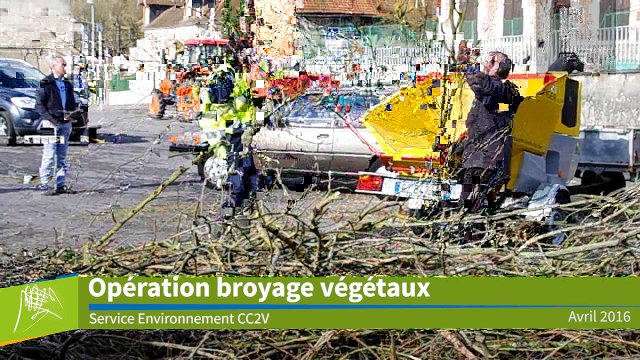Operation de broyage de vegetaux pour faire du paillis (CC2V Oise)